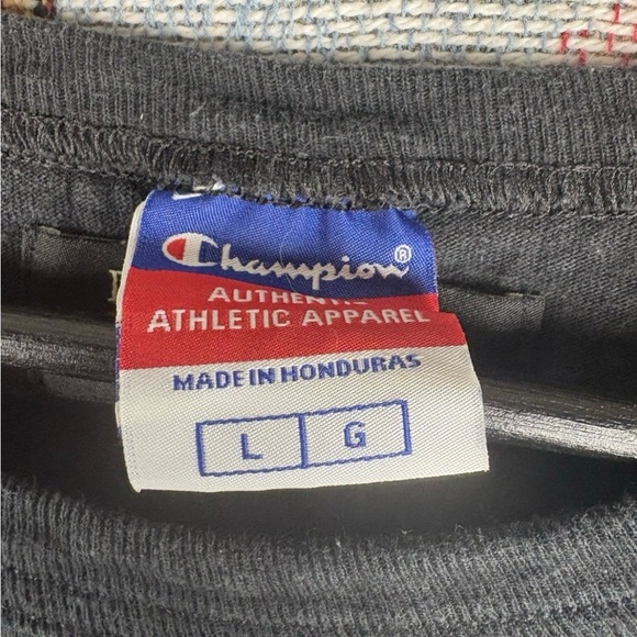 Ultra Rare Darc Sport X Champion Collab - Picture 6 of 6